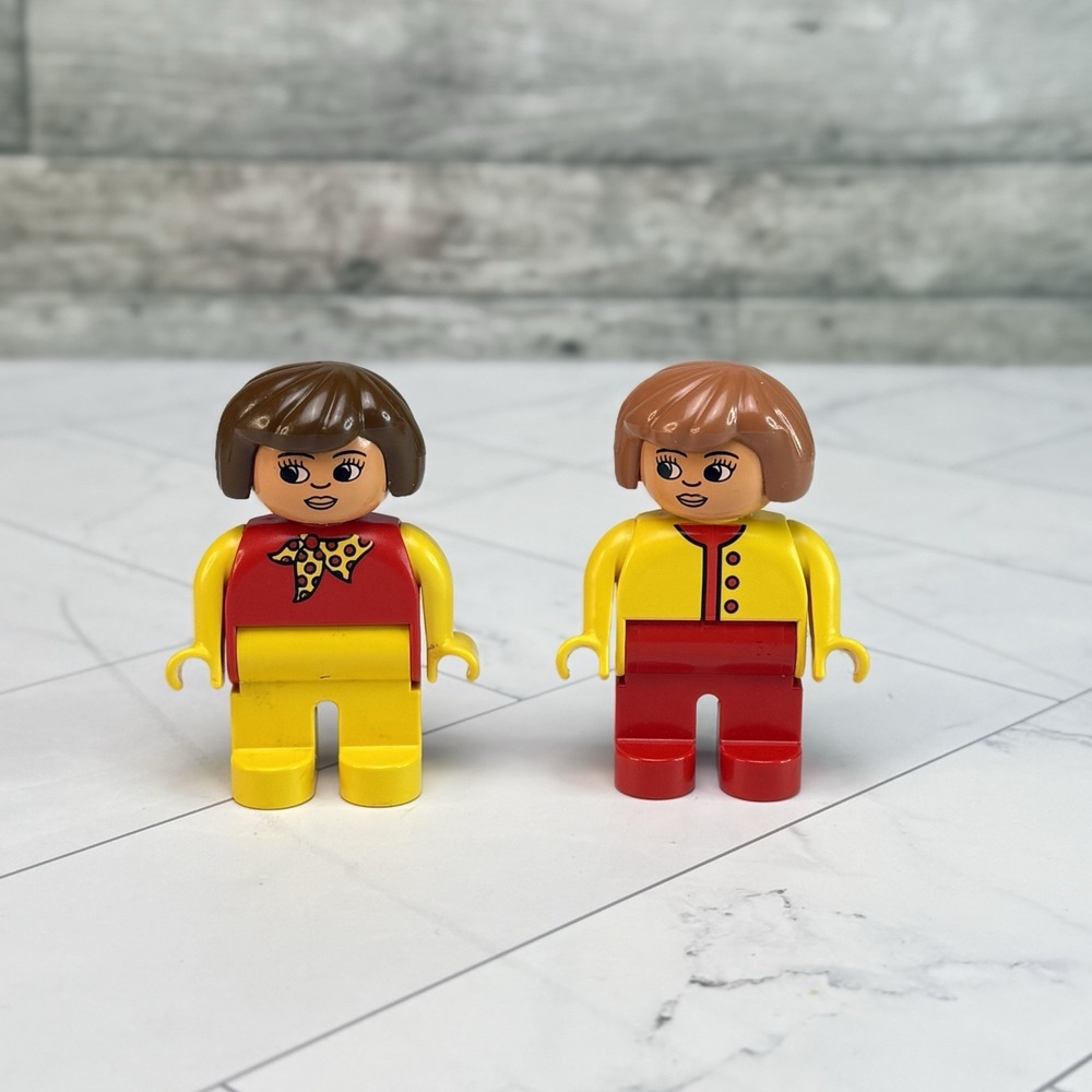 Lego Duplo Women Lady Mom 2.5" Figure W/ Yellow Shirt Red Pants Vintage